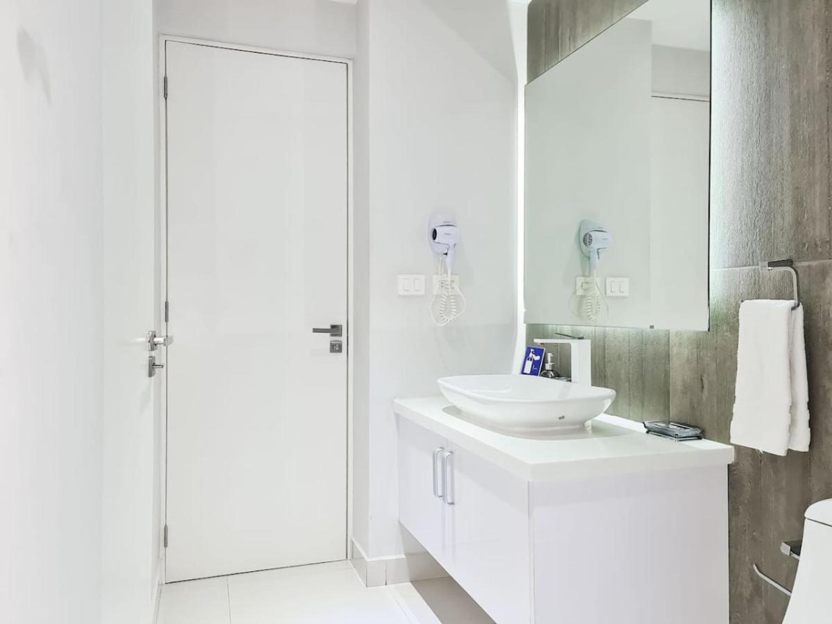 1br At Dk52 Sea View Rooftop With Jacuzzi And Pool