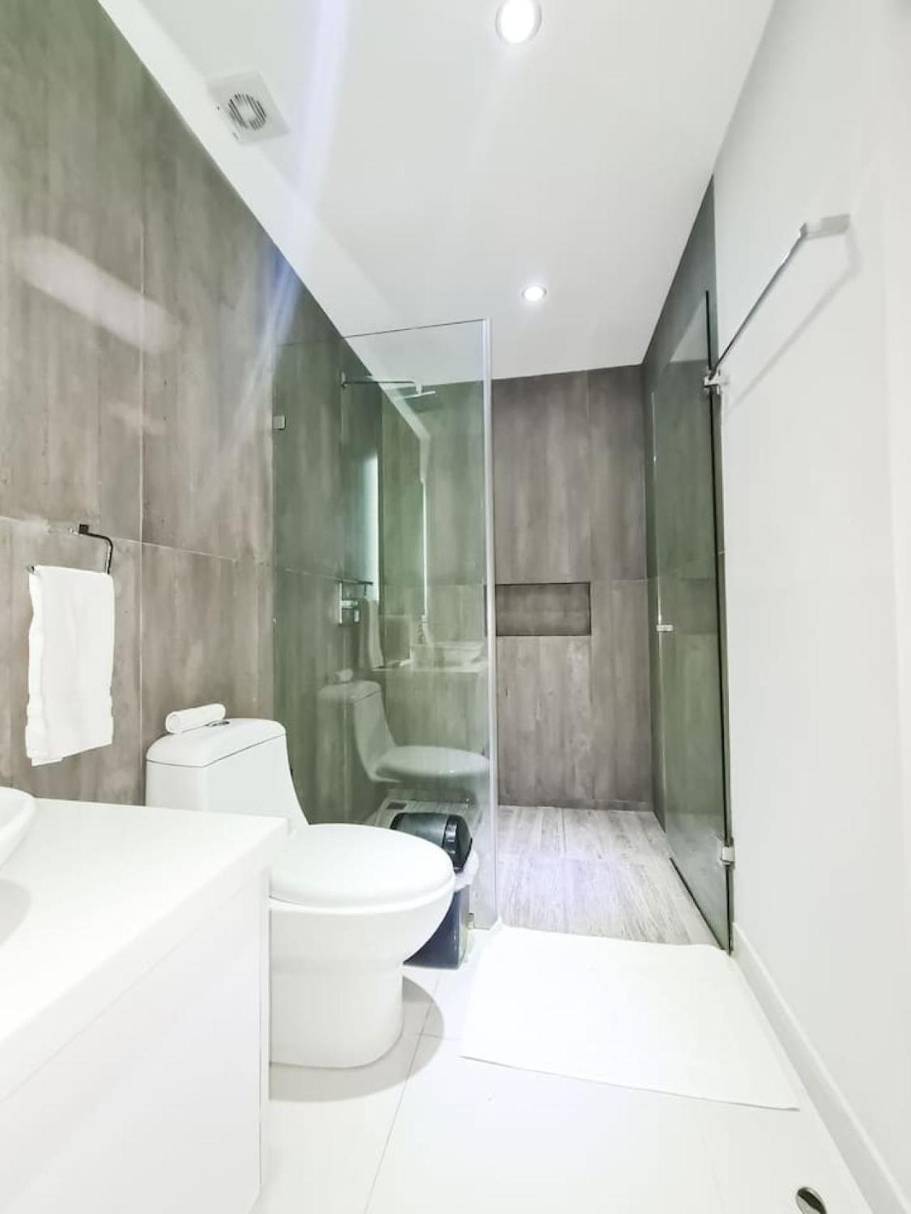 1br At Dk52 Sea View Rooftop With Jacuzzi And Pool Apartamento